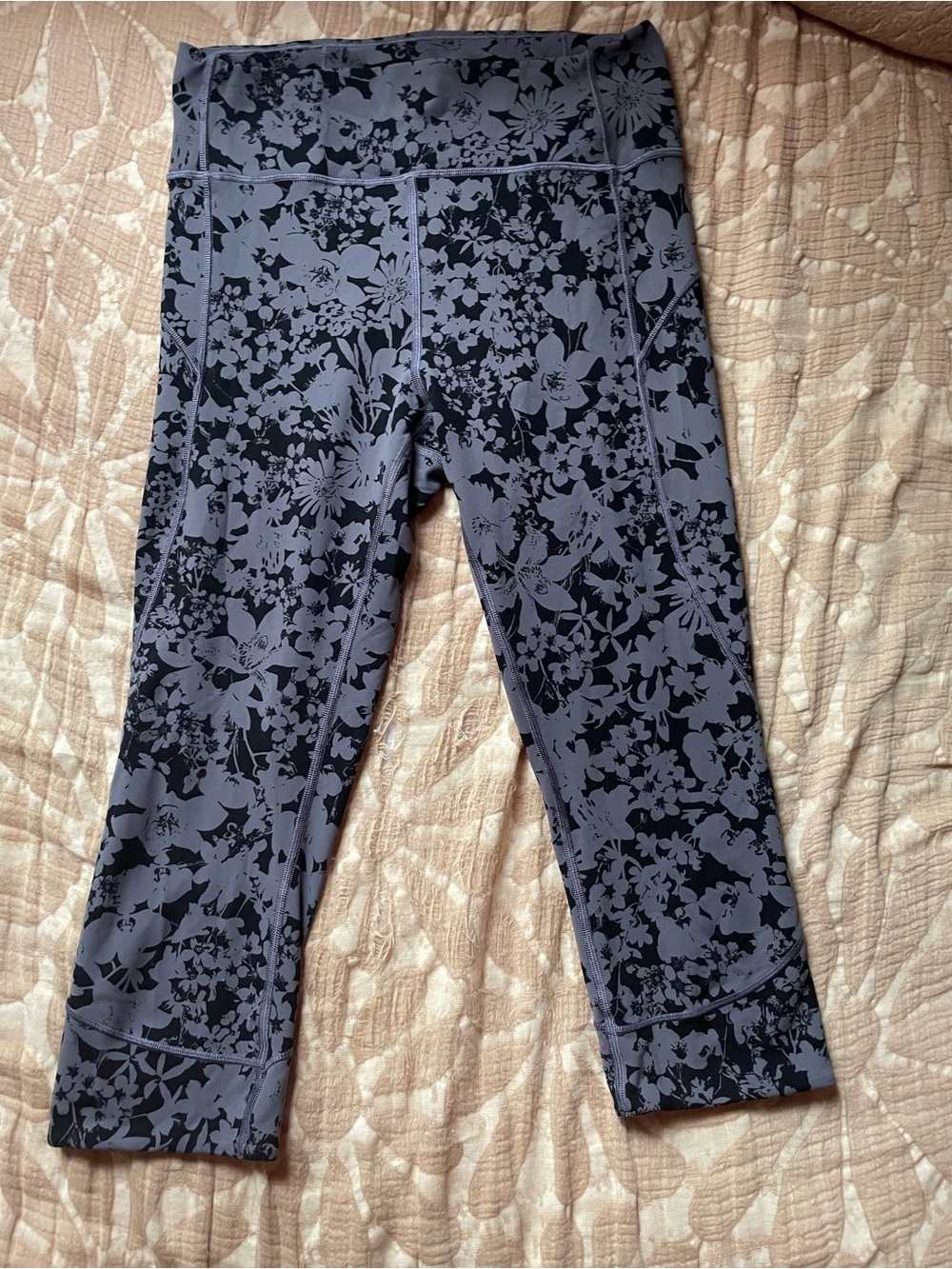 Lululemon Capri leggings
